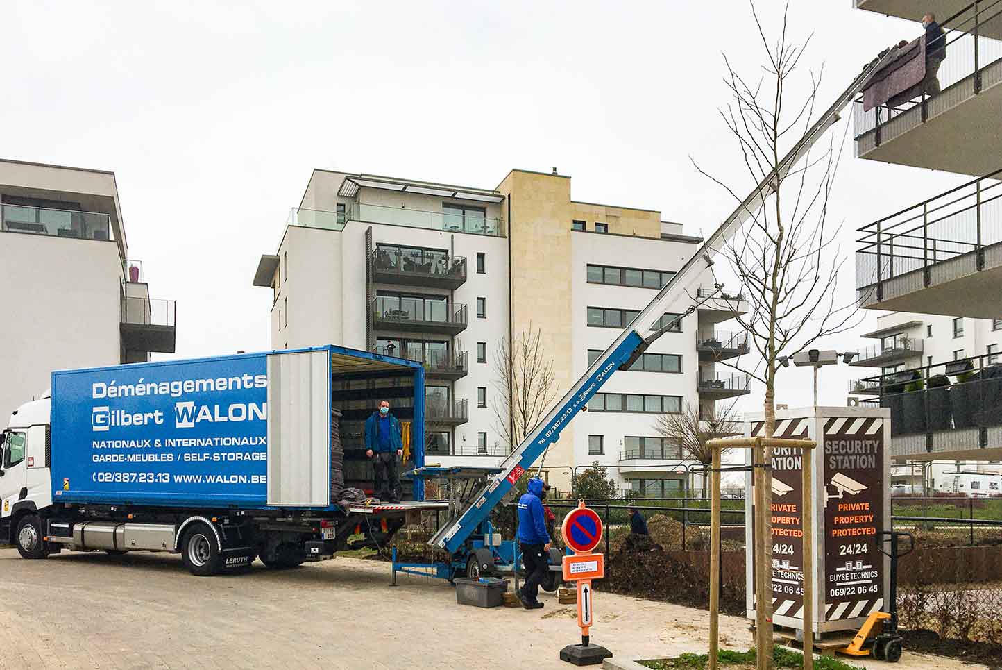 camion lift déménagement